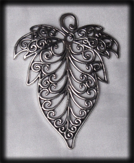 pendant leaf